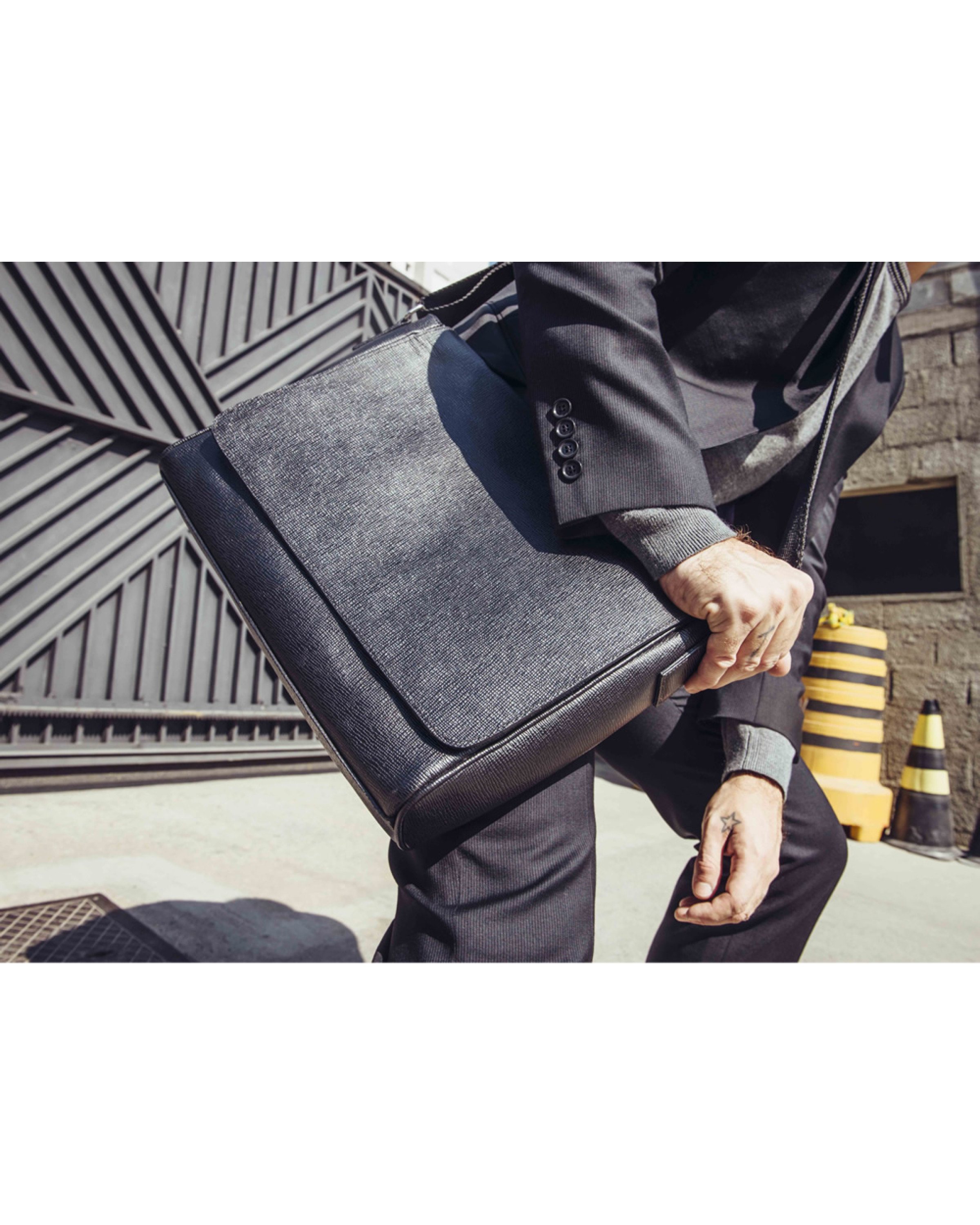 Bolsa Carteiro De Couro Peary Bolsa Carteiro De Couro Peary