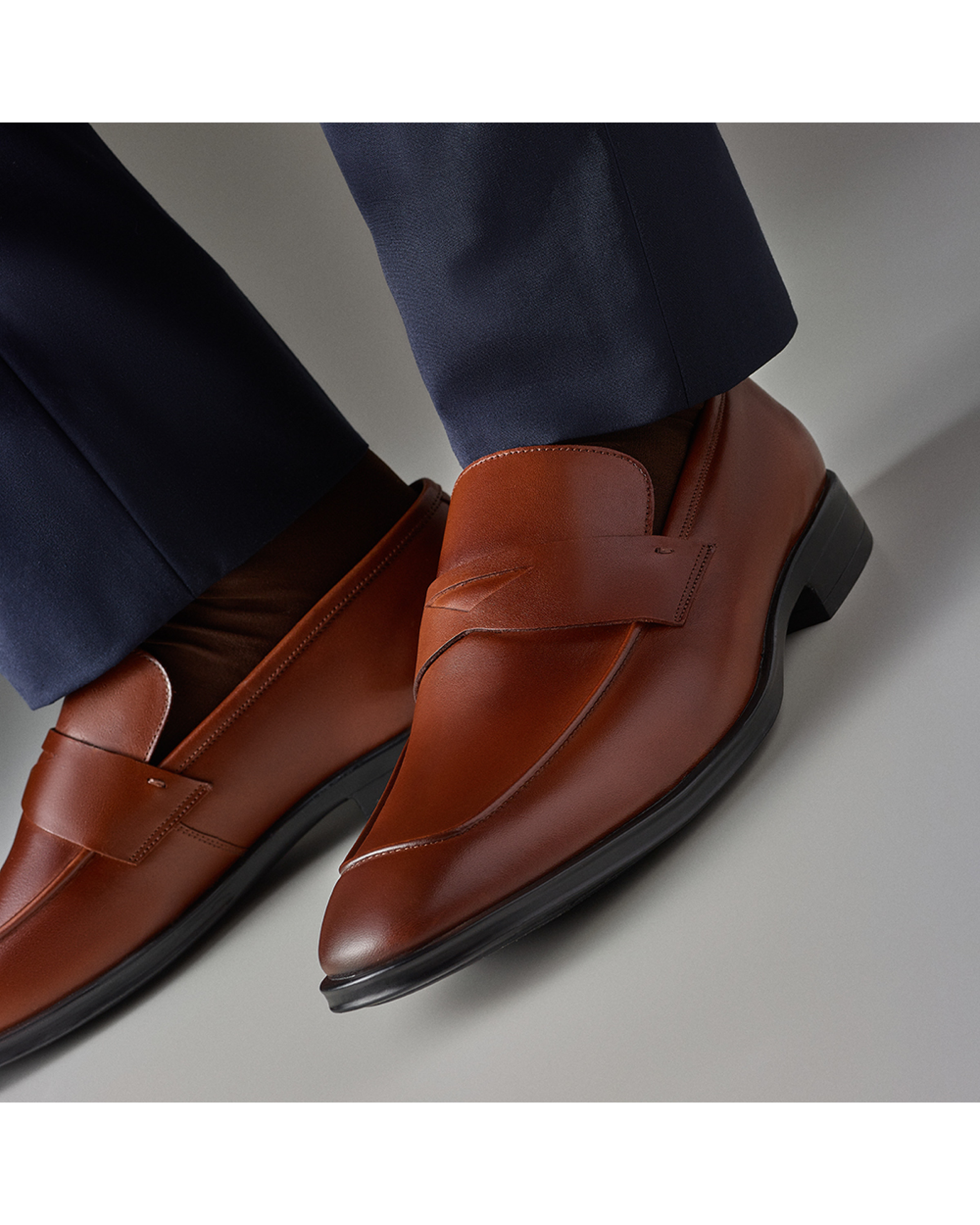 Sapato Masculino Loafer Grottie Whisky