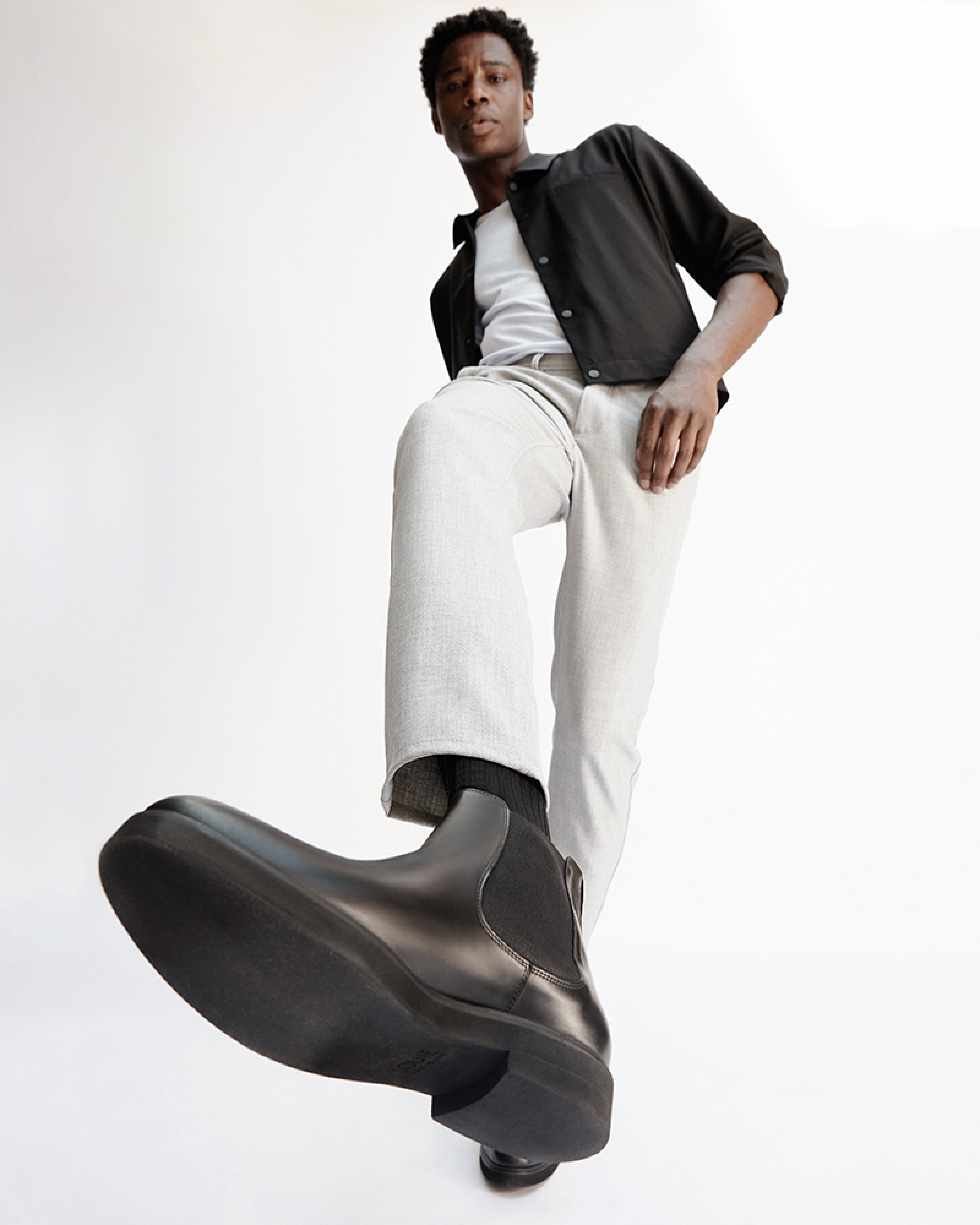Bota Masculina Chelsea Aoma Preta Bota Masculina Chelsea Aoma Preta